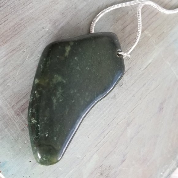 Deep Green Agate Vintage Necklace, Sterling 925 Chain 20" - Picture 7 of 10